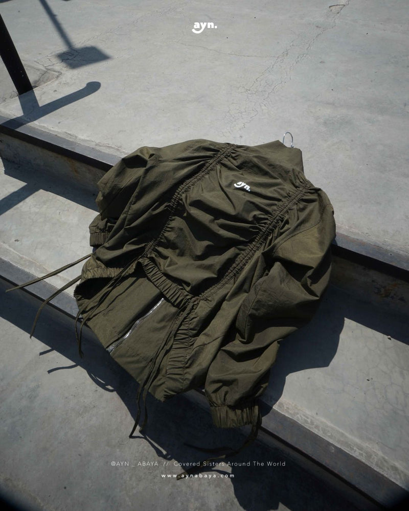 AYN ACTIVE BOMBER DRAWSTRING JACKET