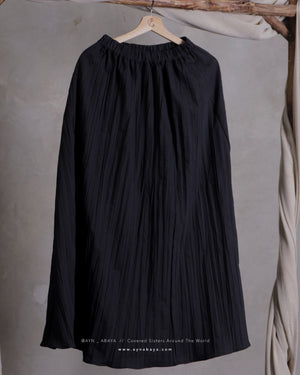 AWAKEN PLEATED SKIRT